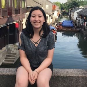 Meet your Posher, Abigail